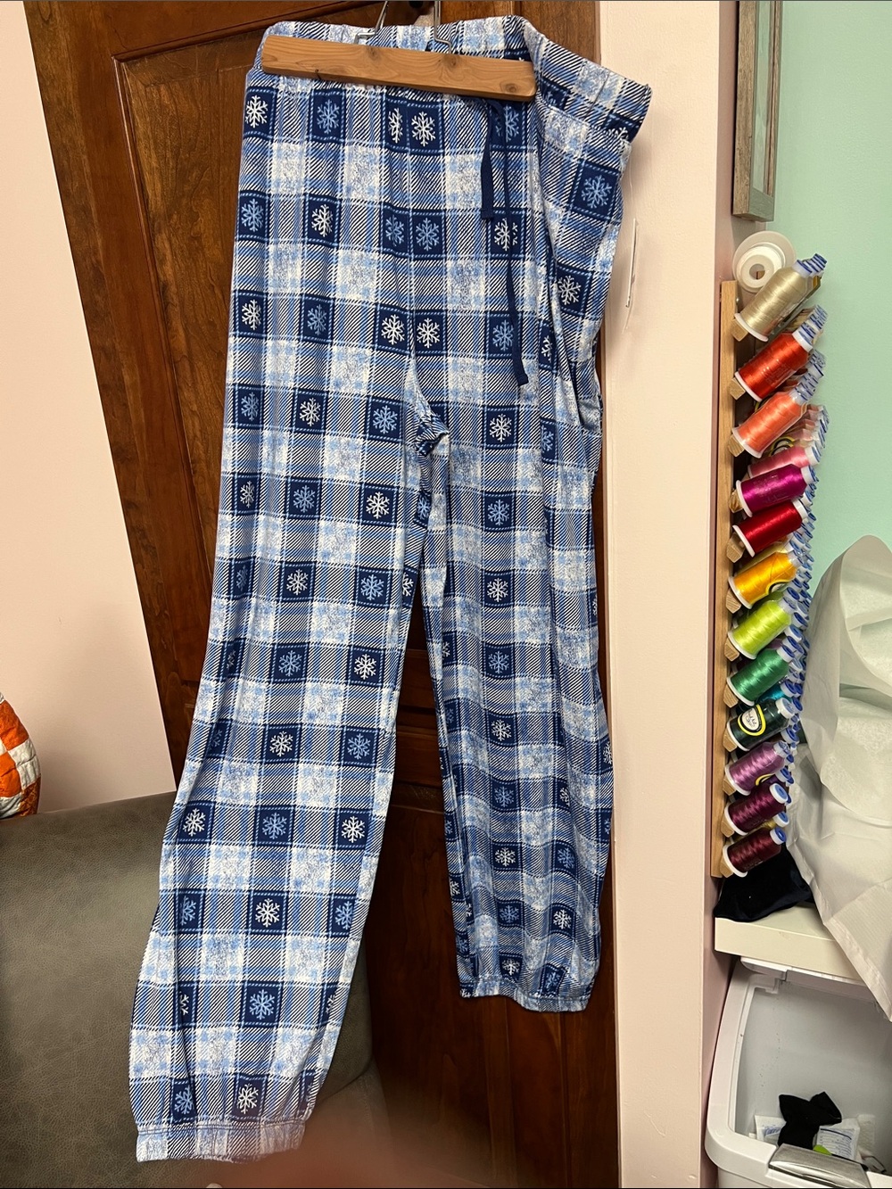Women's Blue Plaid Snowflake Pajama Pants - Cozy Lounge Wear